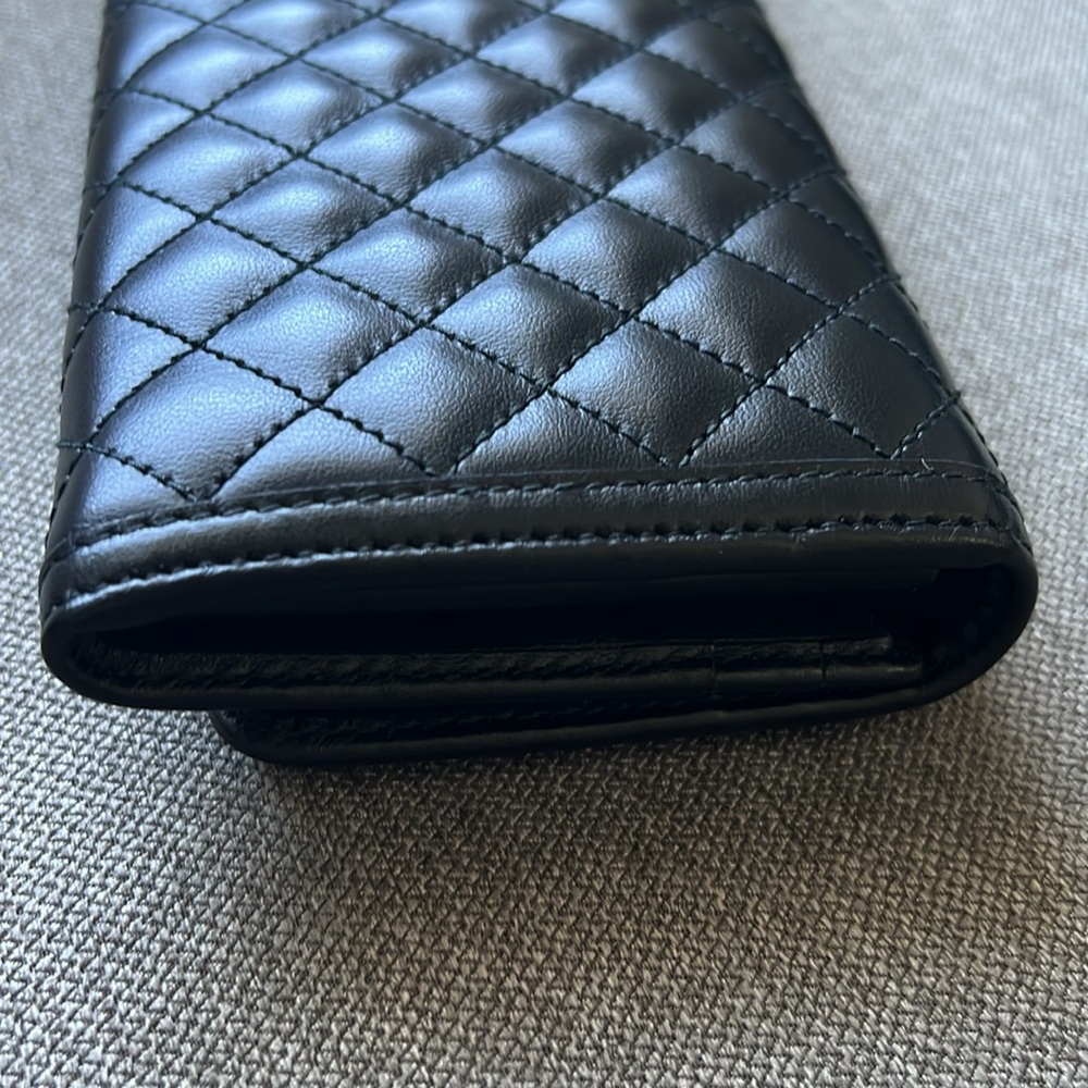 Prada Soft Calf Quilt Wallet-Authentic-EUC - Picture 4 of 14